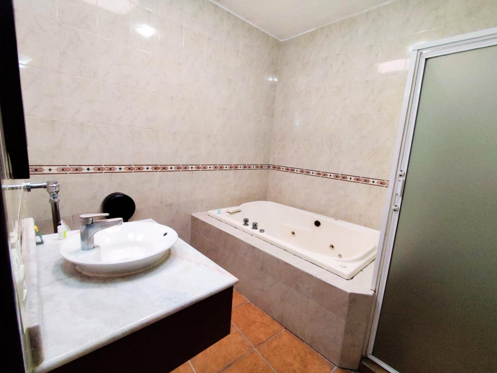 Hotel Aquiles Guadalajara Quarto foto
